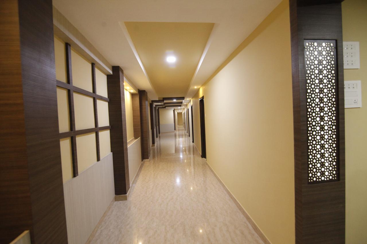 Hotel Kasi Inn Танджавур Экстерьер фото