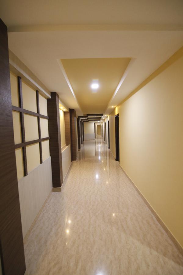 Hotel Kasi Inn Танджавур Экстерьер фото